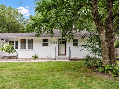 3517 Lowell St