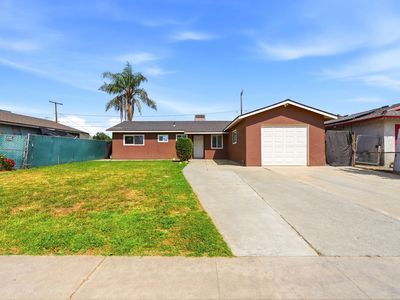 708 S Van Ness Street