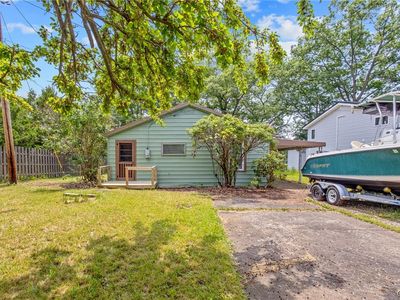 1 Riverside Dr