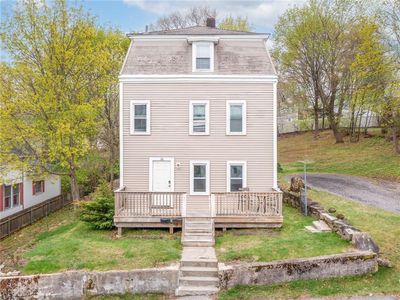 Property at 28 Youngs Ave, West Warwick, RI