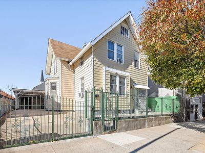 1341 Taylor Ave