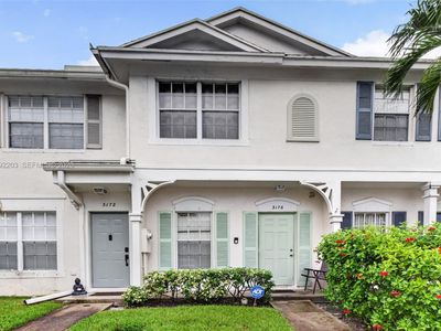 3176 SW 50th St