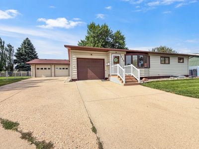 Property at 115 25th St NW, Minot, ND
