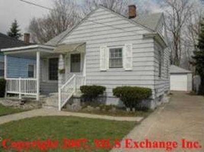 929 Dickinson St SE