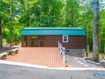 105 Ridge Cir