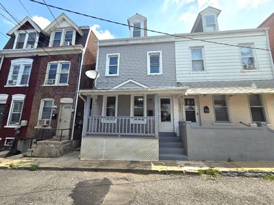 219 N Fountain St