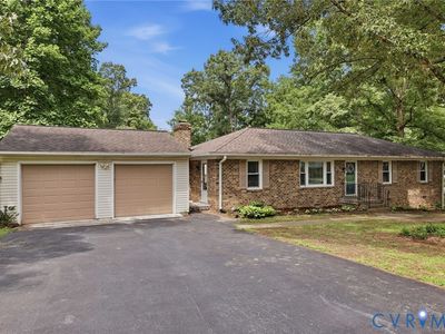 3300 Woodsong Dr