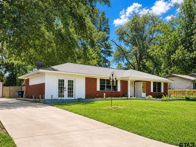 Property at 409 Poe St, Quitman, TX