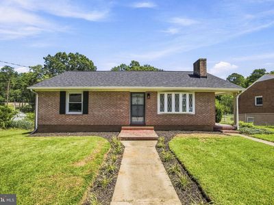 205 Maple St