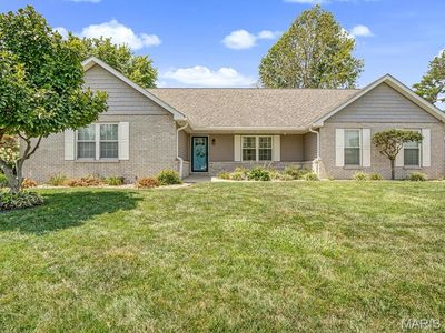 113 Suburban Dr