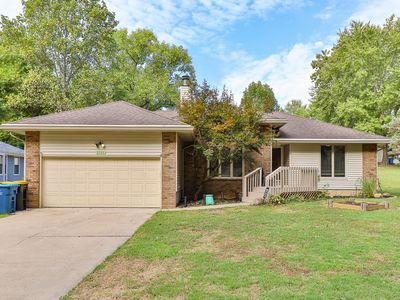 5705 S Honeysuckle Lane