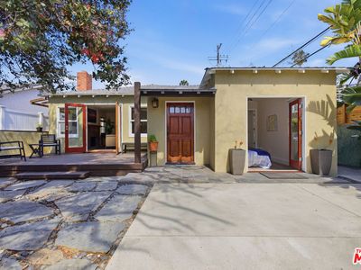 2432 Wilson Ave