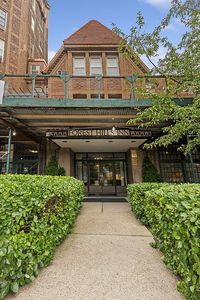 1 Station Sq APT 311