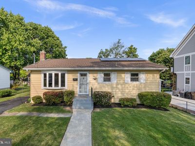 Property at 909 1st St, Rockville, MD