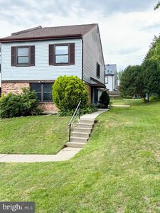 1726 Saratoga Ct