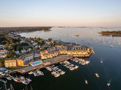 109 Water St APT 404