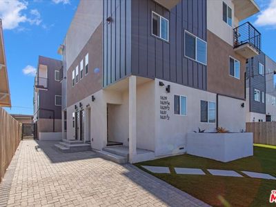 1631 S New Hampshire Ave