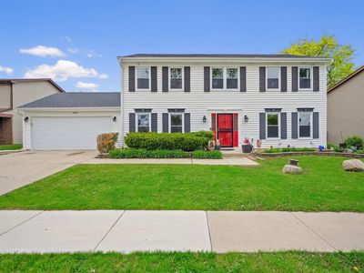 Property at 6806 Prairieview Ave, Woodridge, IL