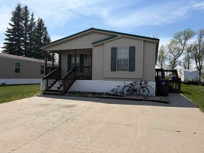 Property at 618 Frontier Ln, Stanley, ND