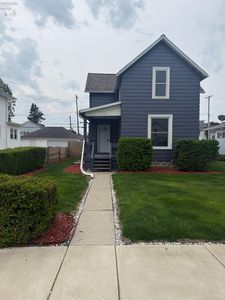 Property at 1517 Napoleon St, Fremont, OH
