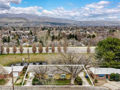 1621/1623 W Olympia Dr