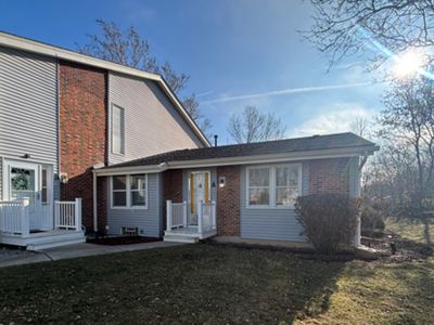 330 Hampton Ct UNIT A