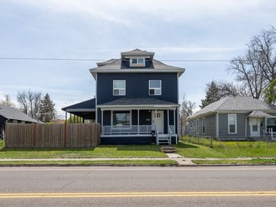 1208 8th Ave N