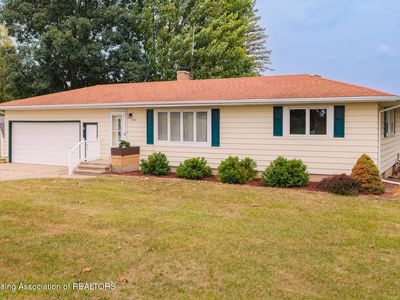 895 E Haslett Rd