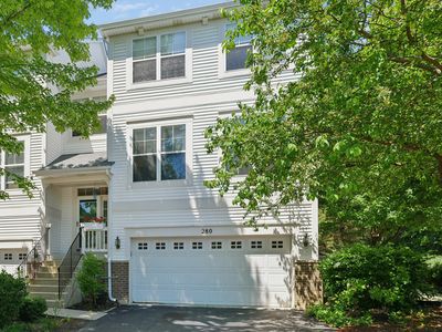 280 Hickory Ln