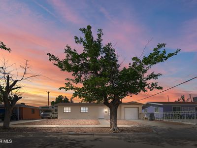 5304 Capistrano Dr