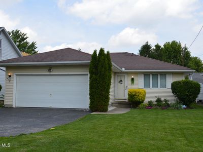 324 W Yates Ave