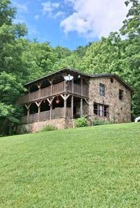 1493 Missouri Hollow Rd