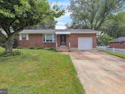 411 McArthur Ave