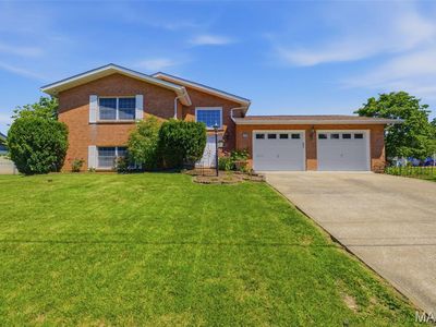 Property at 1515 Sweeney Dr, Festus, MO