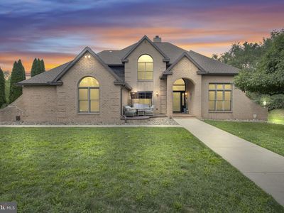 6511 Leo Dr