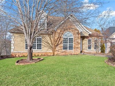 405 Creek View Ct