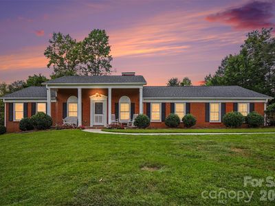 304 Gregory Rd