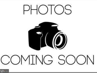 412 Falling Spring Ct
