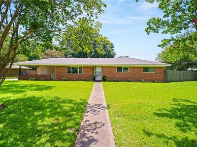 5037 Sarah St