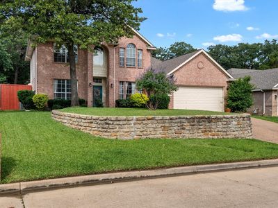 2406 Forest Park Cir