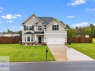 953 Mustang Ln NE