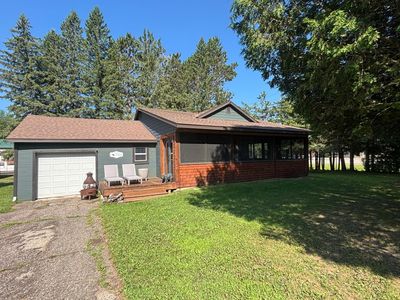 17195 Evergreen Ln