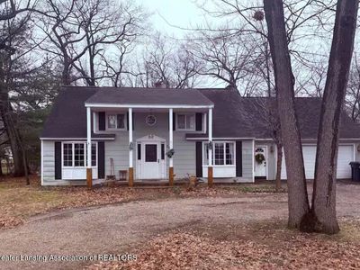 736 Indian Trail Blvd