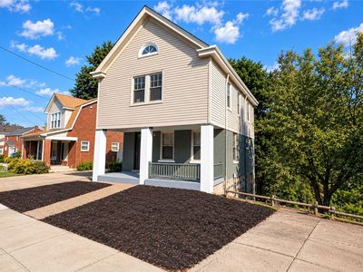 641 Center Ave