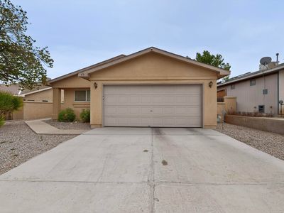 476 Medina Meadows Dr NE