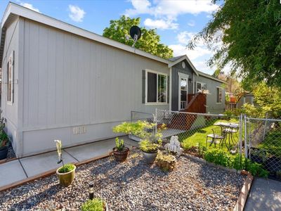 31 Mercury Dr