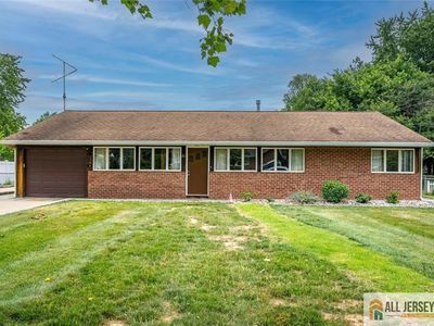 21 Tyndall Rd