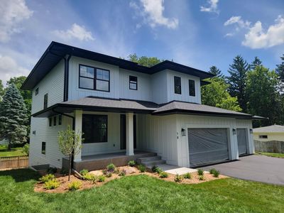 18 Balsam Ln N