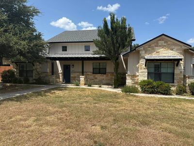 207 Buckingham