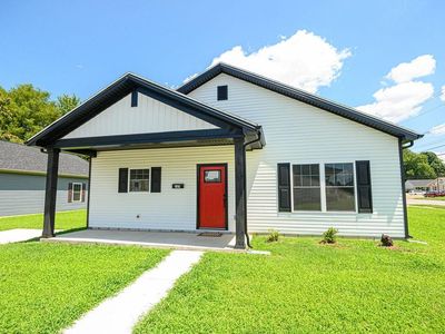 127 Maple St